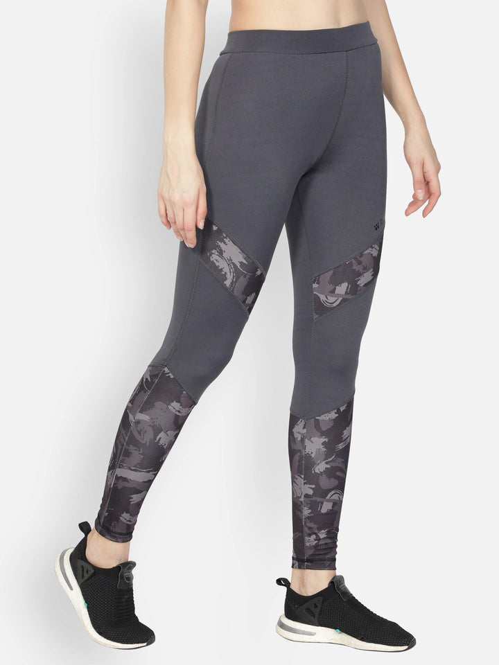 Women's Dark Grey Colour Block Fitted Active Trackpant - WOMINK